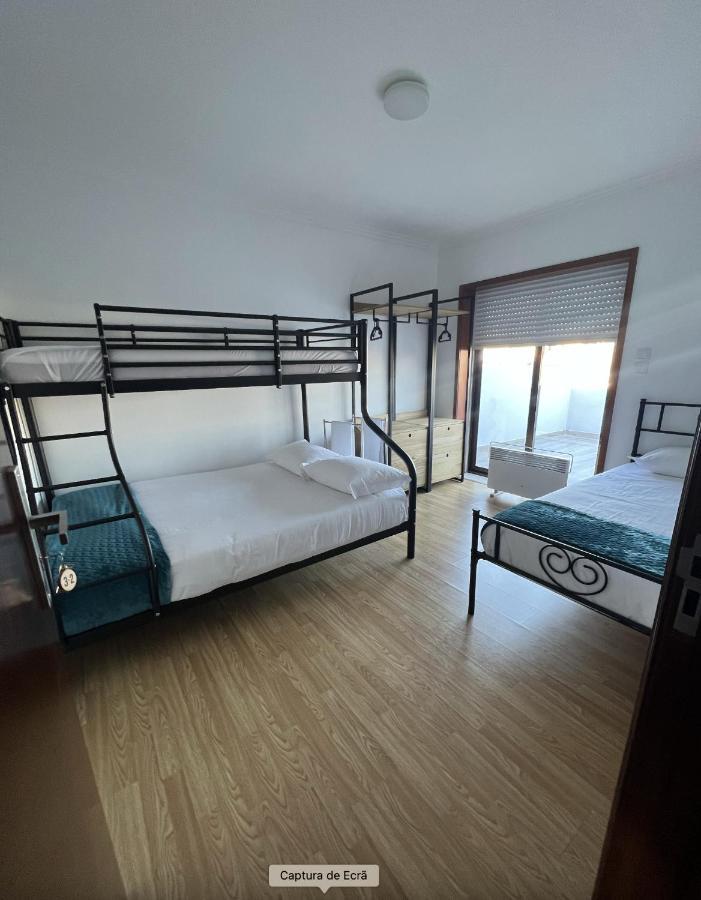 We Are Hostel 2 Povoa de Varzim Luaran gambar